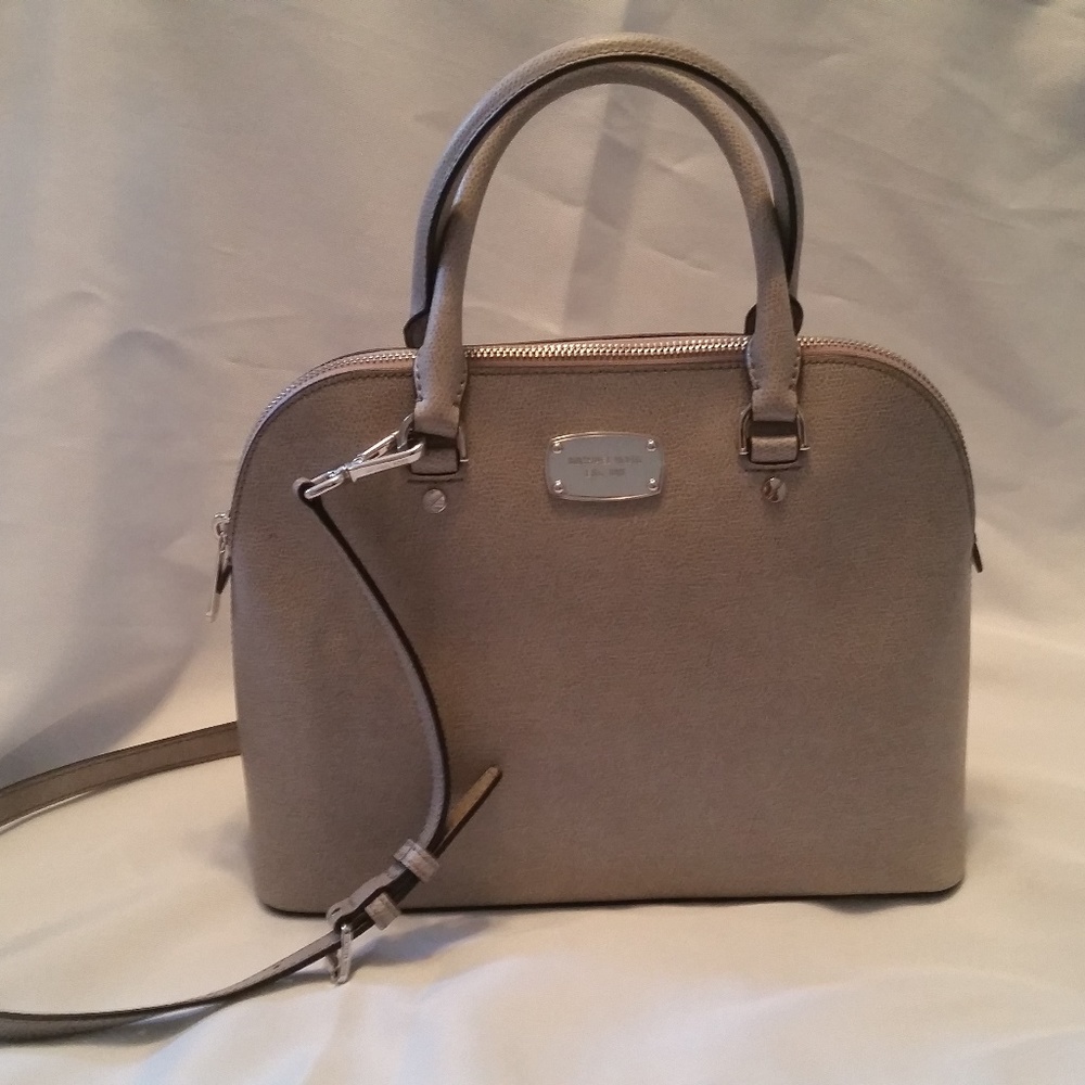 micheal Kors Handbag